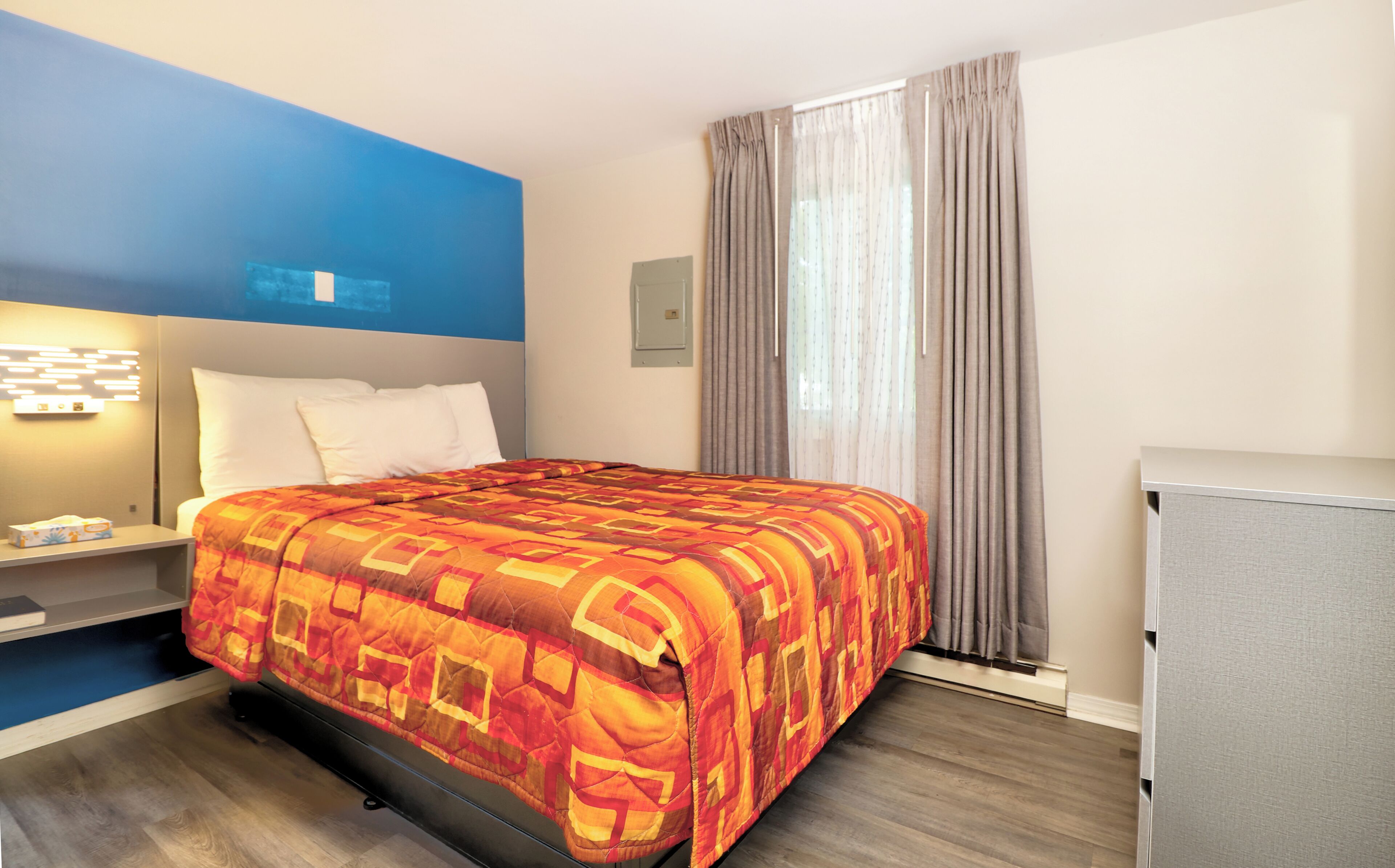 Luxury Suite, 2 Bedrooms, Kitchenette | Individually decorated, individually furnished, iron/ironing board