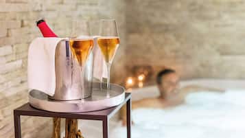 Outdoor pool, open 7:00 AM to 10:00 PM, pool umbrellas, pool loungers