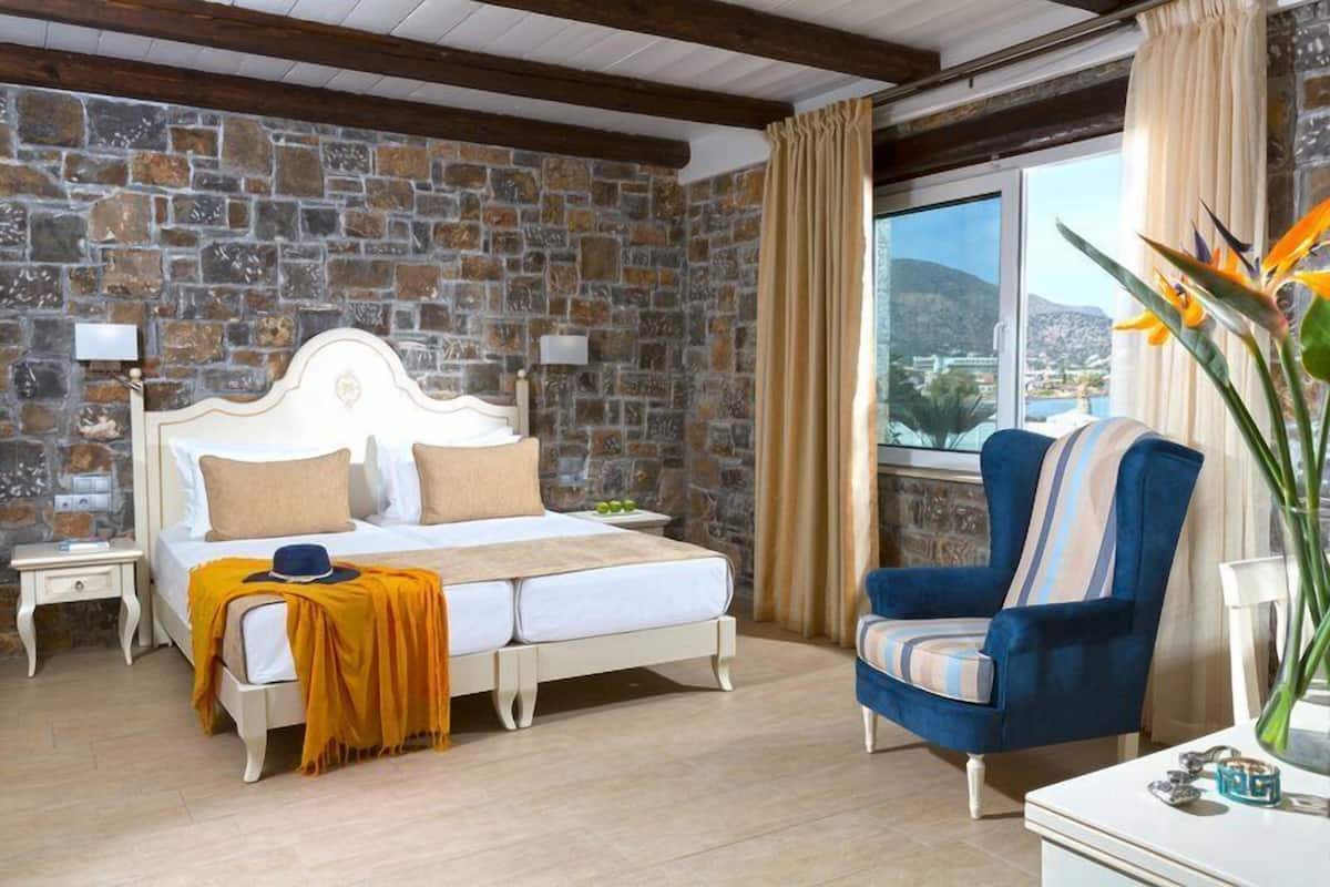 Dream Villa, 2 Bedrooms, Beach Front with Private Pool | Ropa de cama hipoalergénica y caja de seguridad en la habitación 