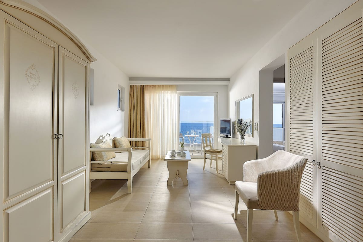 Premium Family 2 Rooms, Sea View