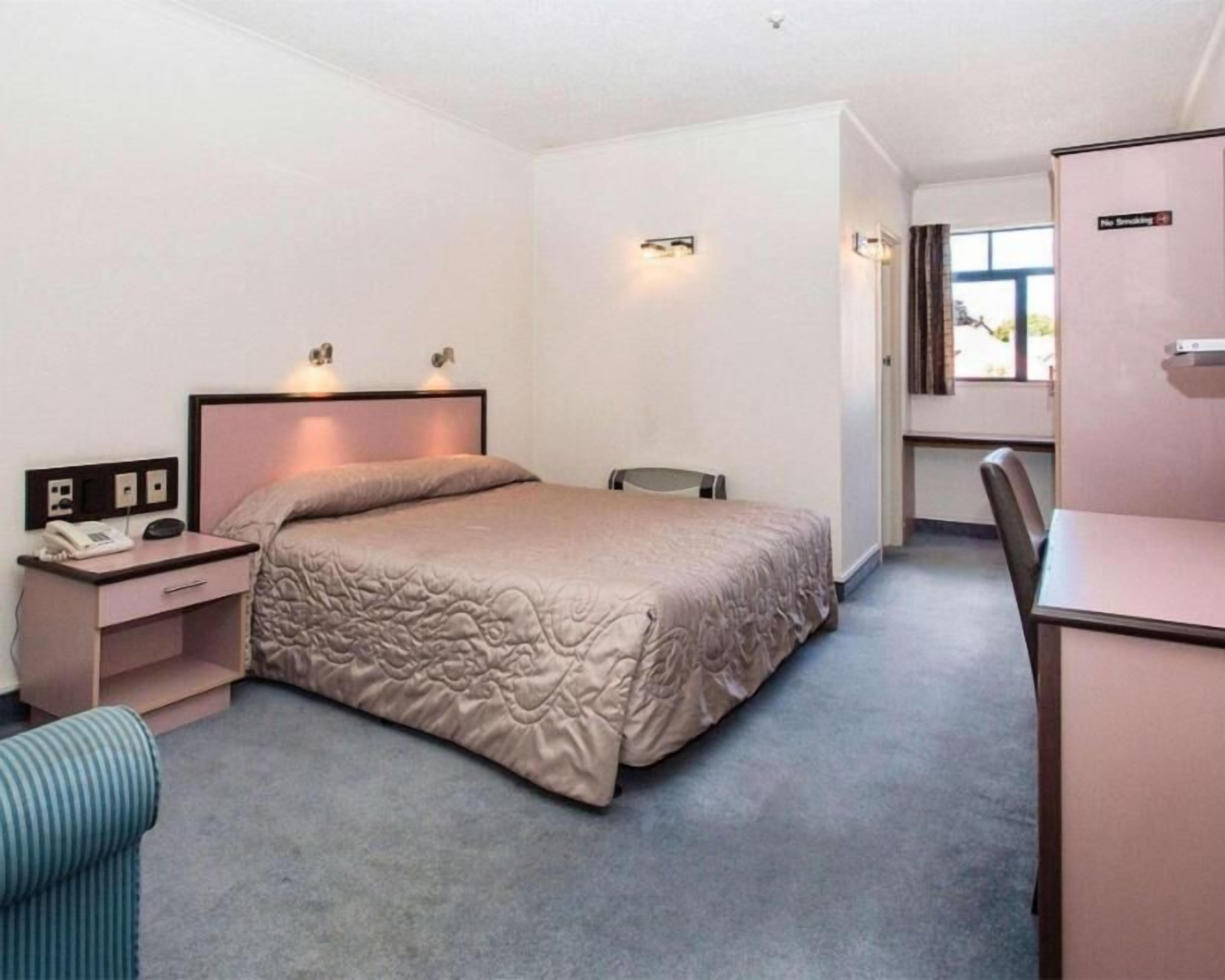 迷你吧、办公桌、隔音、熨斗/熨衣板