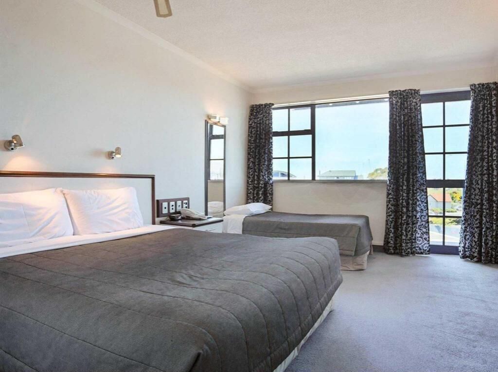 迷你吧、办公桌、隔音、熨斗/熨衣板