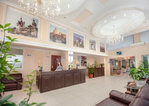Interior entrance - Europa Hotel (Chisinau)