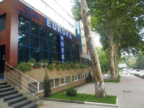 Front of property - Europa Hotel (Chisinau)