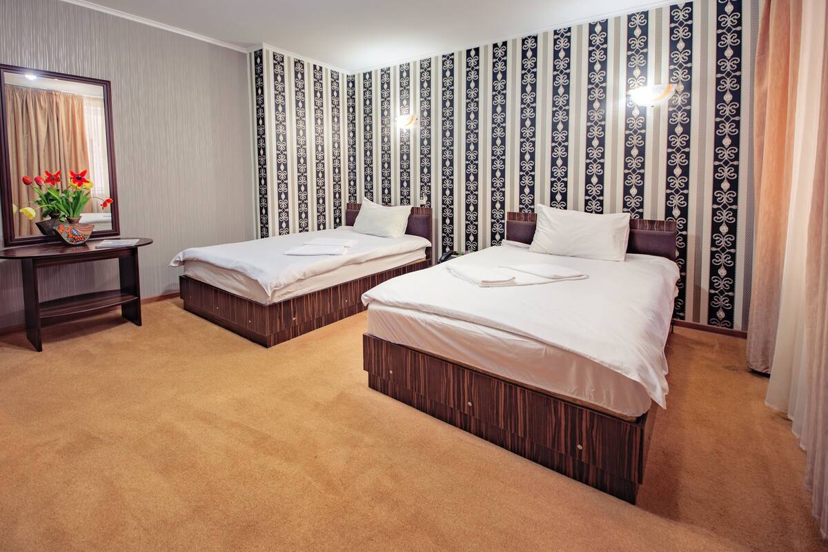 Chambre avec lits jumeaux