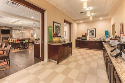 Hampton Inn by Hilton Edmonton/South, Alberta, Canada