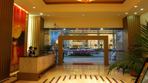 Lobby - Urban Hotel (Shanghai)