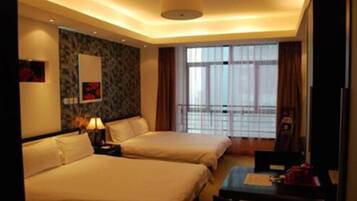 In-room safe, desk, soundproofing, rollaway beds