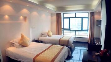 In-room safe, desk, soundproofing, rollaway beds