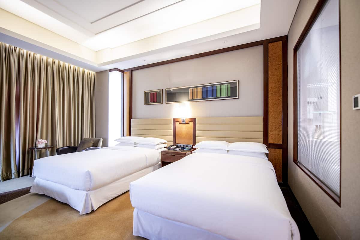 1 habitación, ropa de cama hipoalergénica, edredón y minibar