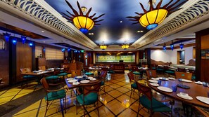 Restaurant - Radisson Blu Marina Hotel Connaught Place (New Delhi)