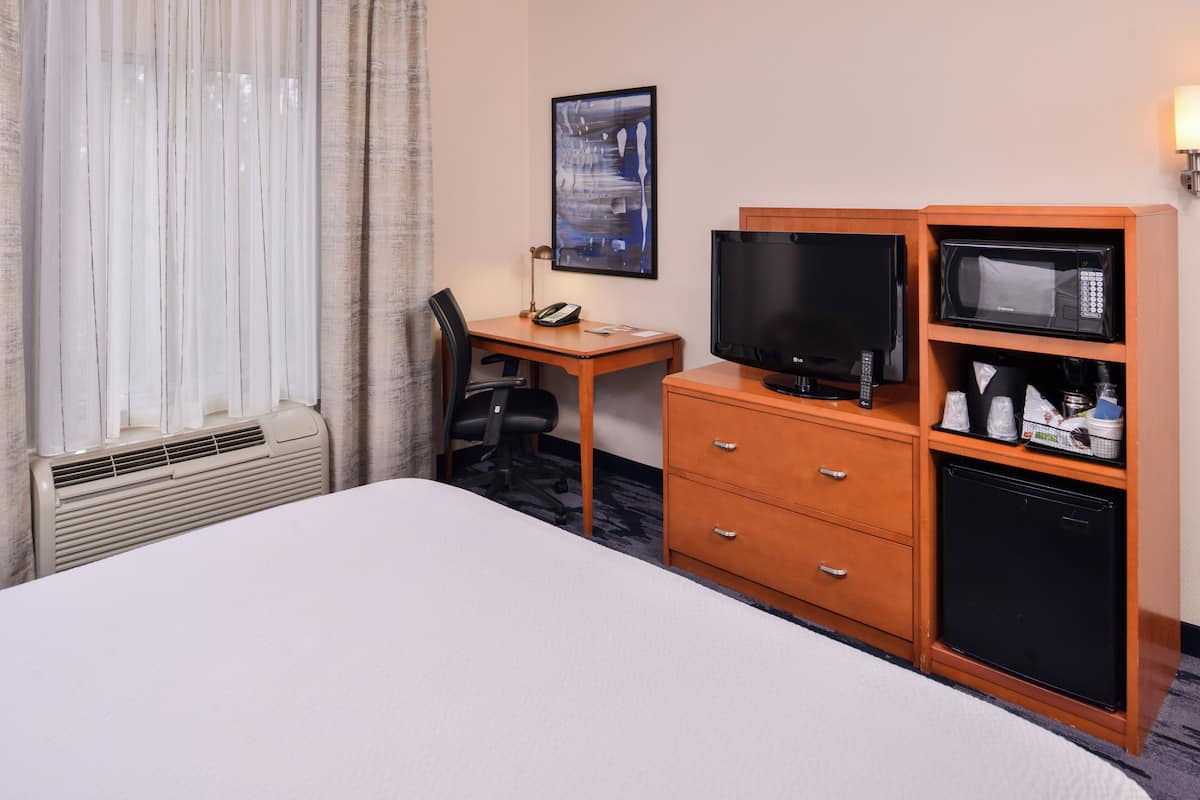Literie de qualité supérieure, surmatelas, bureau