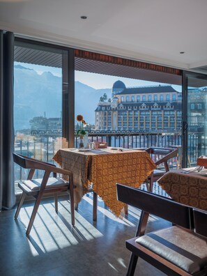 Breakfast, lunch, dinner served; Vietnamese cuisine - Sapa Horizon Hotel & Skybar (Sa Pa)