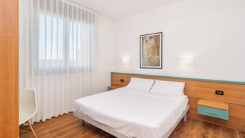 Minibar, in-room safe, desk, soundproofing