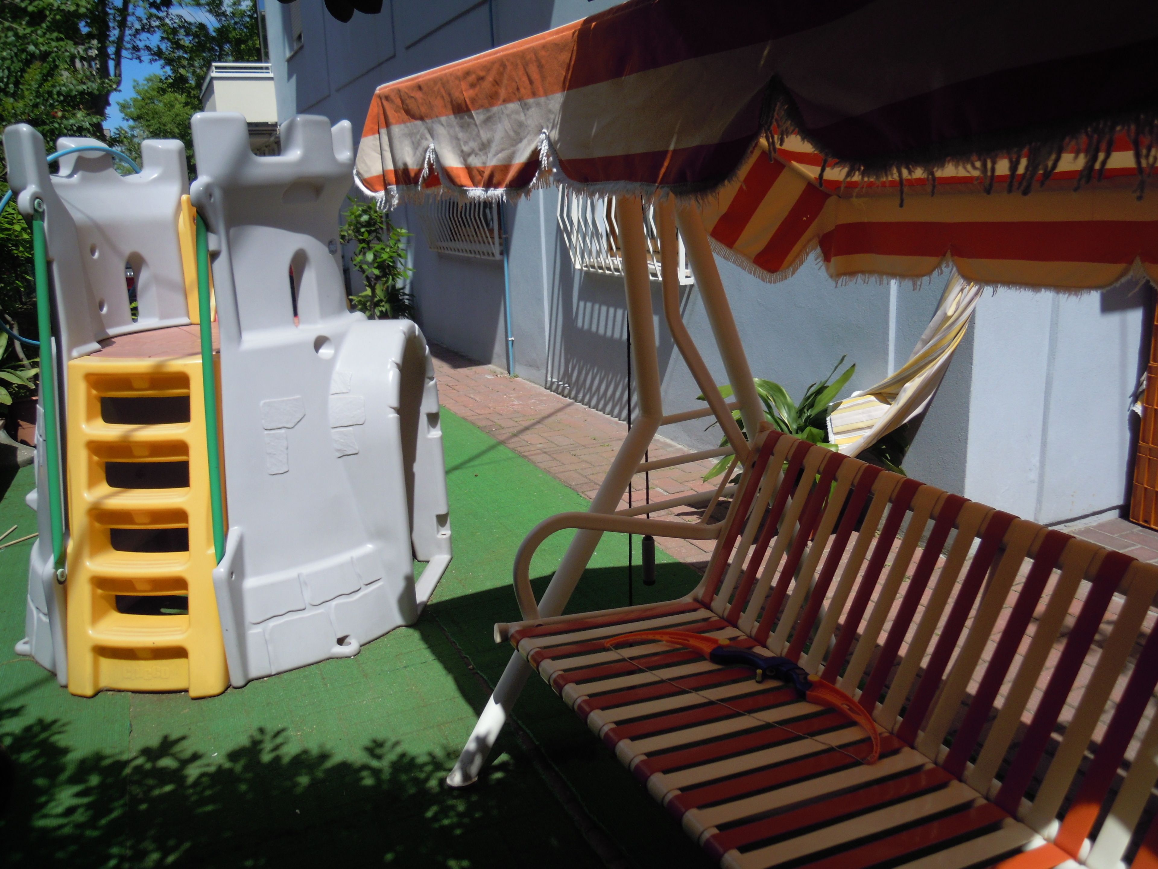 children’s play area – outdoor