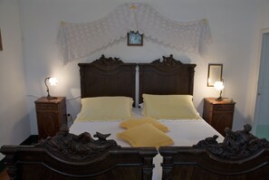 Quarto casal ou duplo clássico | Frigobar, Wi-Fi de cortesia, roupa de cama