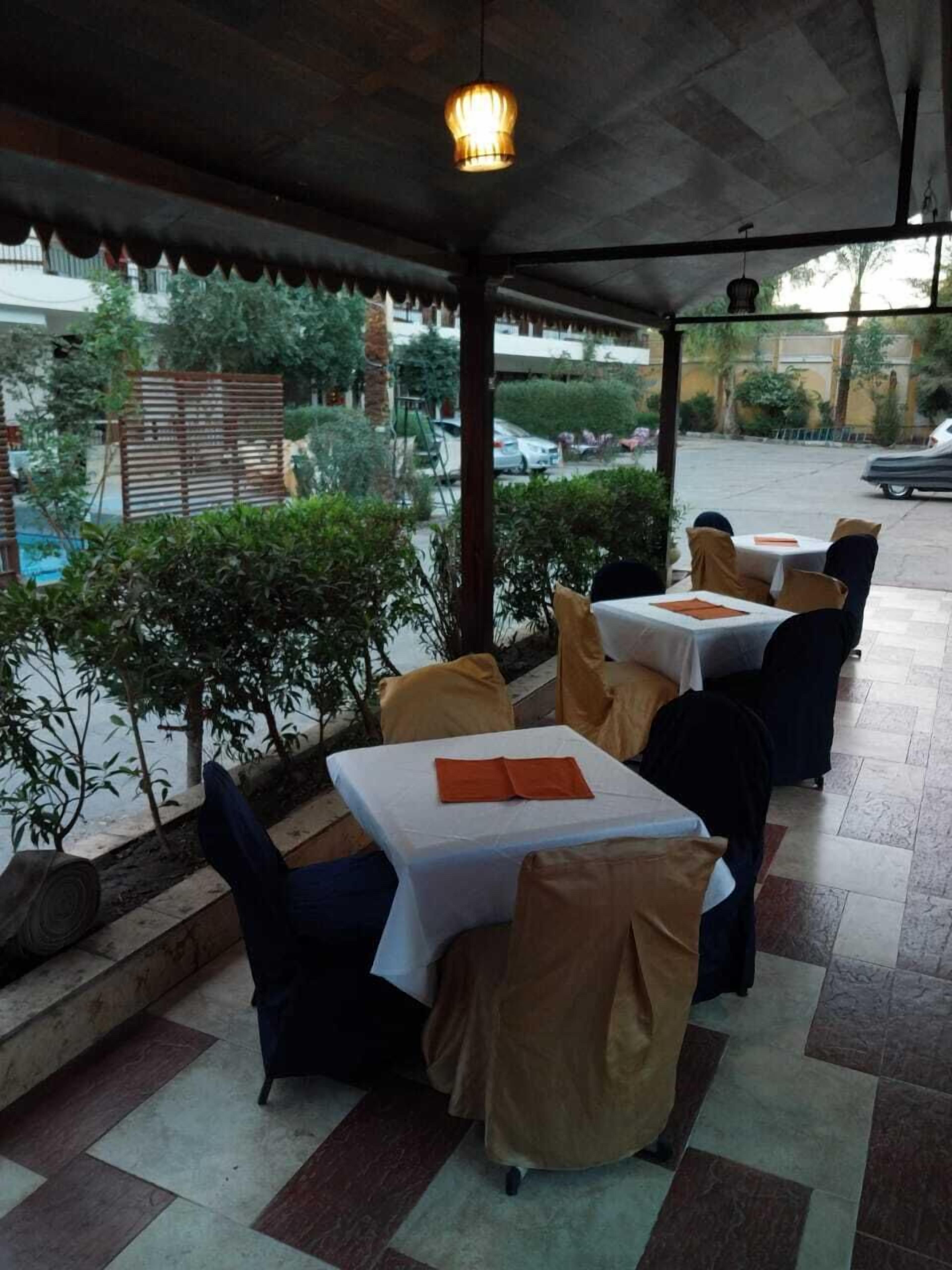 restaurant
