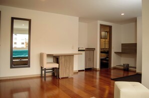 1 bedroom, down comforters, minibar, in-room safe - Hotel Confort 80 Zona Rosa (Bogotá)