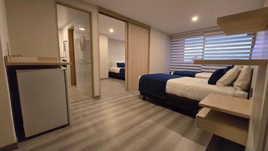 1 bedroom, down duvets, minibar, in-room safe