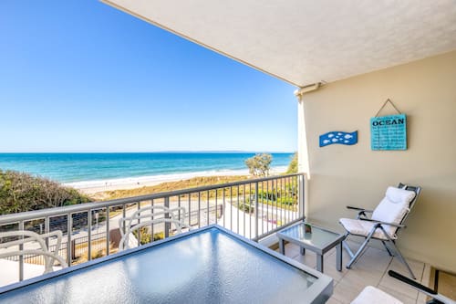 2 Bedroom Beachfront Spa Penthouse | View from room