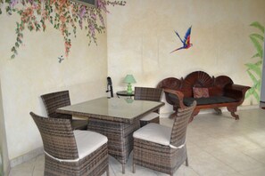 Khu tiếp khách ở sảnh