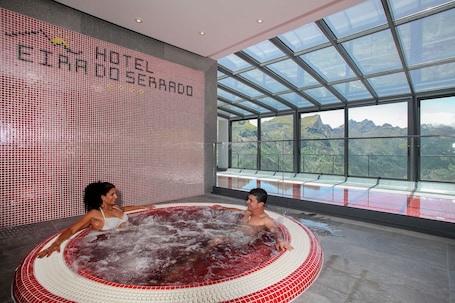 Indoor spa tub. Eira do Serrado Hotel & SPA