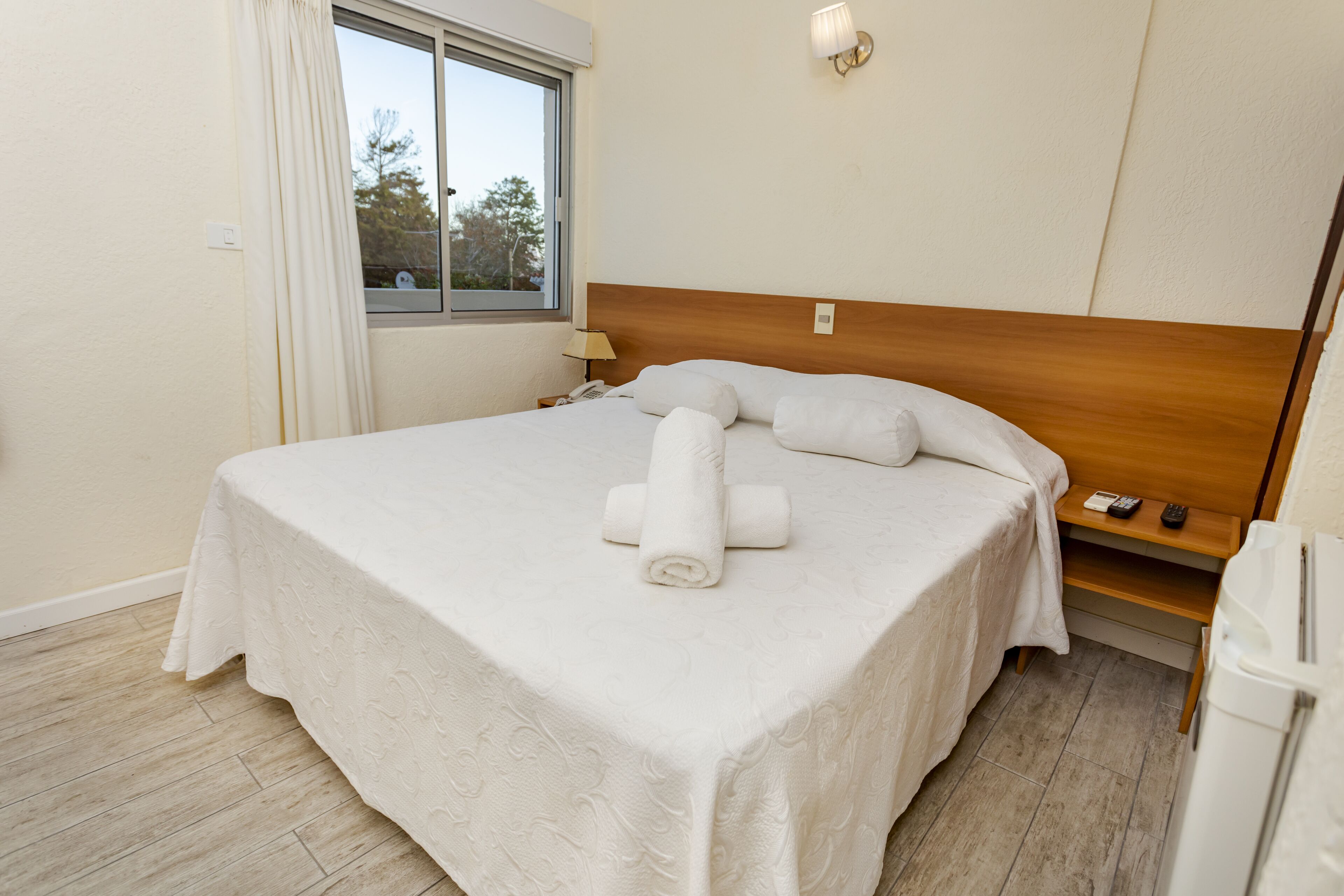 standard double room | 1 bedroom, memory-foam beds, minibar, in-room safe