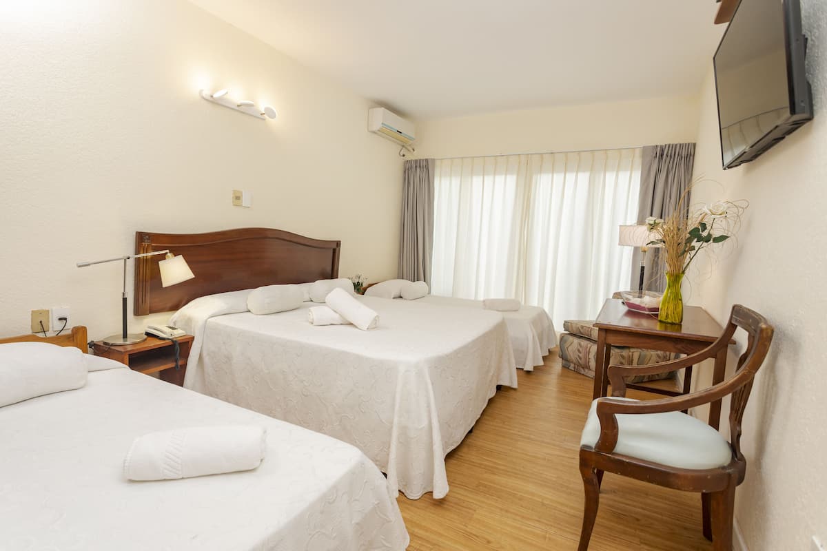 Chambre Quadruple Standard