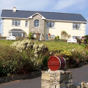 Property entrance - Buttermilk Lodge (Clifden)