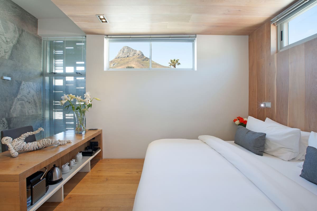 Mountain Room | Premium bedding, Select Comfort beds, free minibar, in-room safe