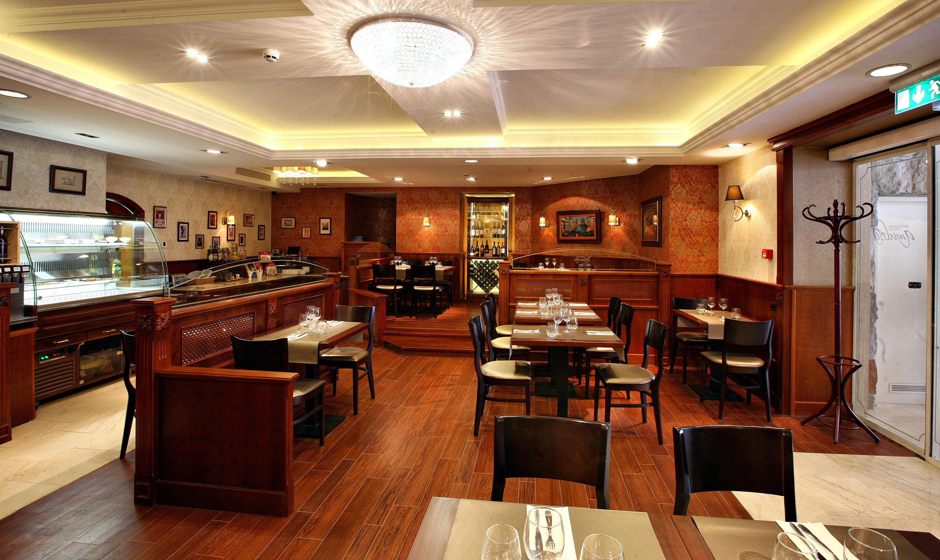 Daily buffet breakfast (EUR 16 per person)