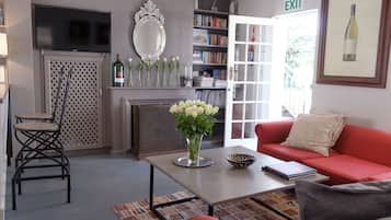 Bar lounge