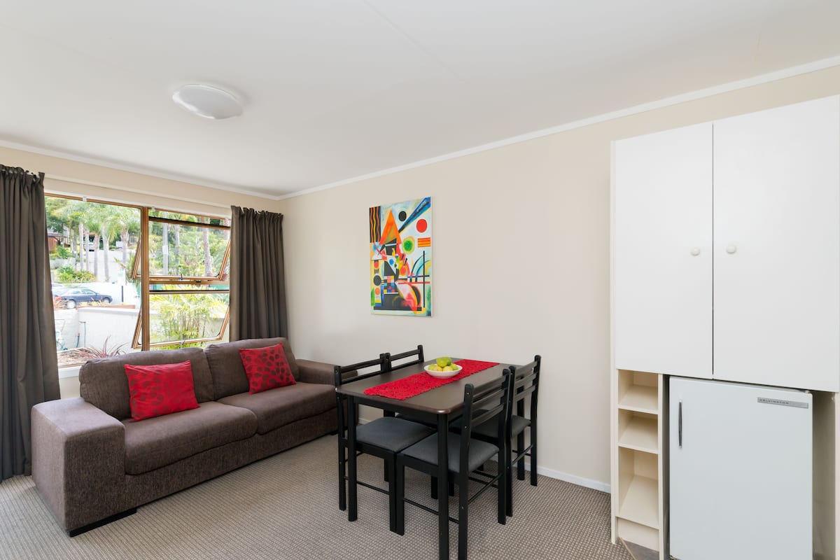 Suite, 1 Bedroom | Living room | LCD TV, DVD player
