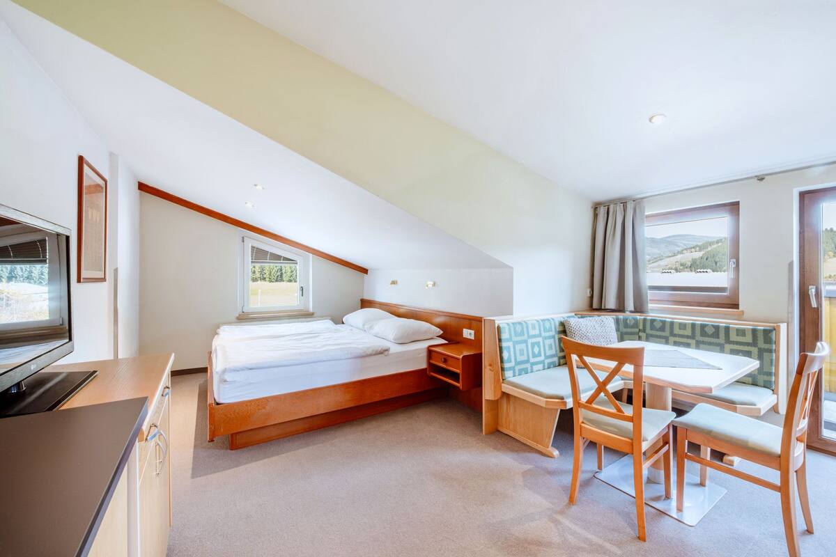 Studio, Balcony (DUETT) | Hypo-allergenic bedding, in-room safe, soundproofing