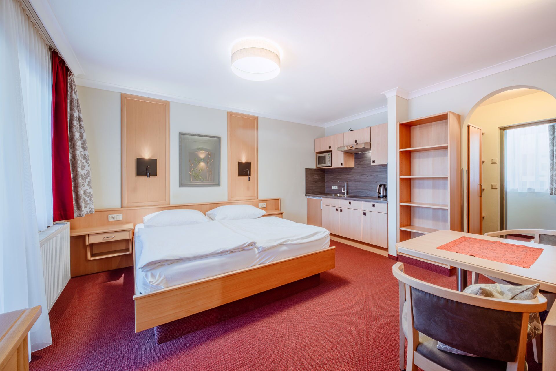 Wohnstudio DUETT | Allergikerbettwaren, Zimmersafe, schallisolierte Zimmer