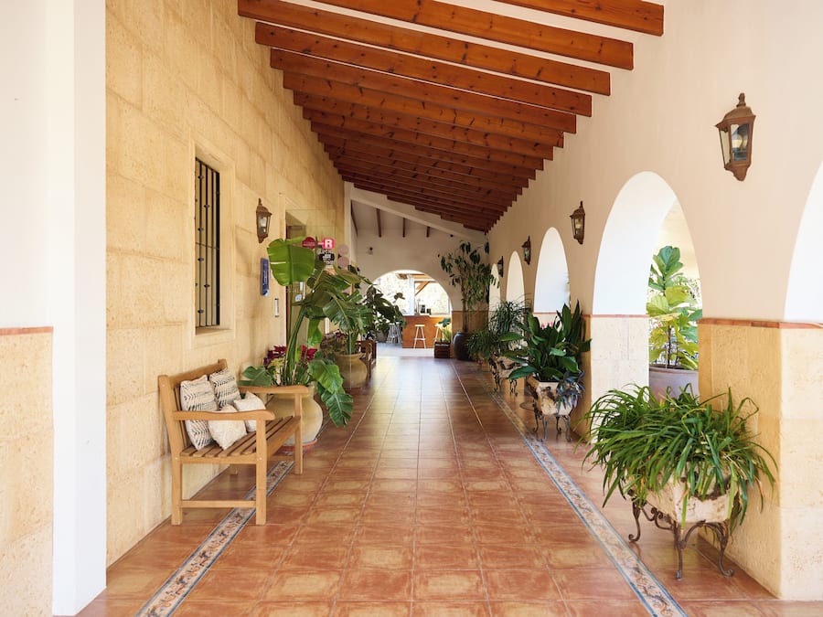 Entrada de la propiedad