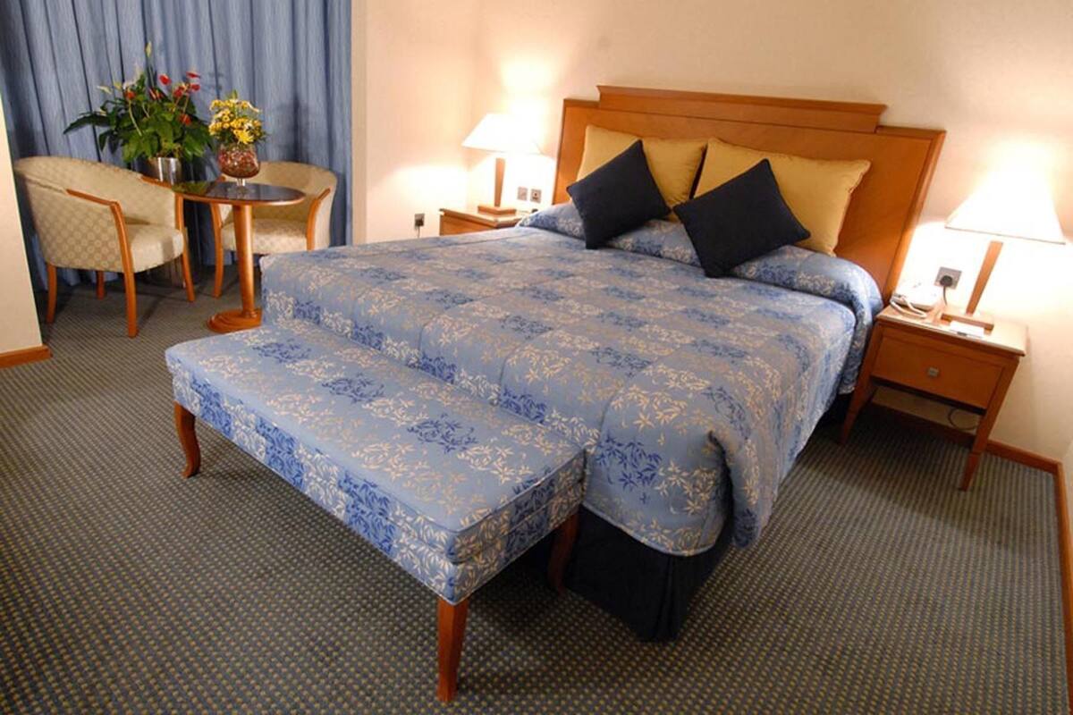 Double Room | Hypo-allergenic bedding available, down comforters, Select Comfort beds