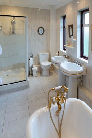 Room - OYO Elmcroft Guest House (Epping)