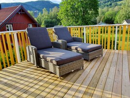 Quarto triplo exclusivo, banheira de hidromassagem | Terraço/pátio