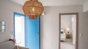 One Bedroom Apartment for 4 people | Soundproofing, free WiFi