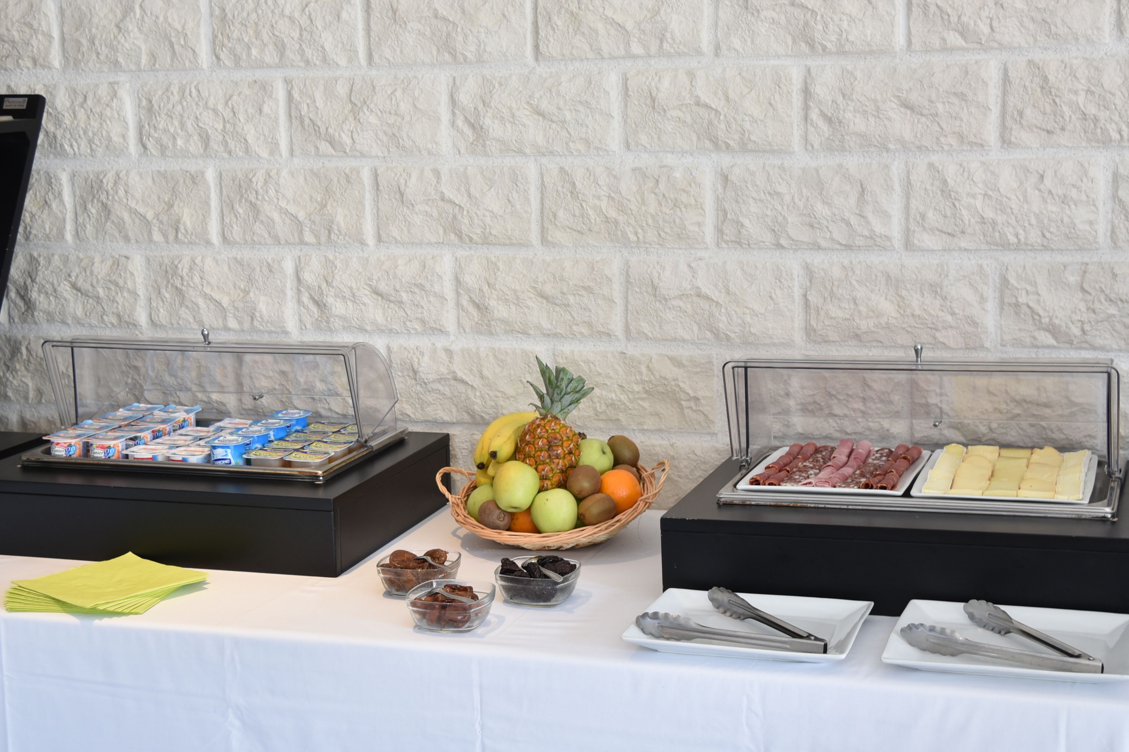 daily buffet breakfast (eur 12.50 per person)