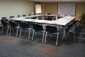 Meeting facility - The Originals City, Le Mas de Grille (Saint-Jean-de-Vedas)