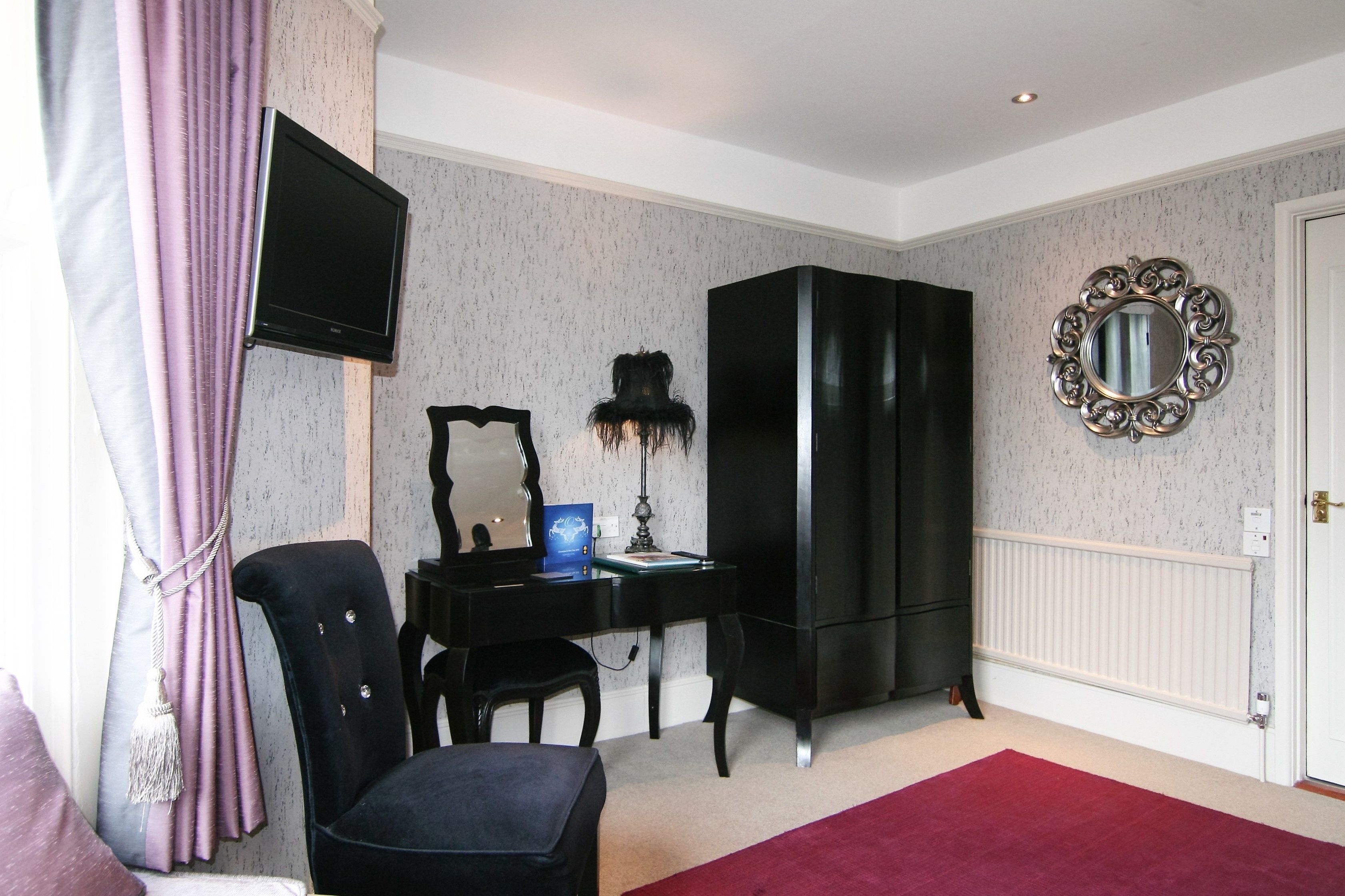 deluxe double room, 1 queen bed, harbour view | free wifi, bed sheets