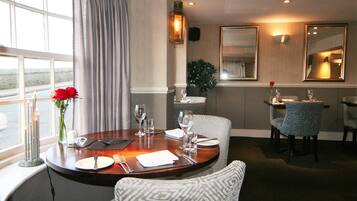 Lunch and dinner served