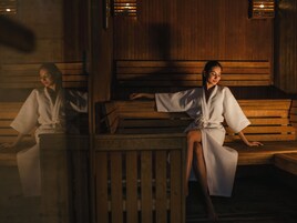 Couples treatment rooms, sauna, steam room, body treatments