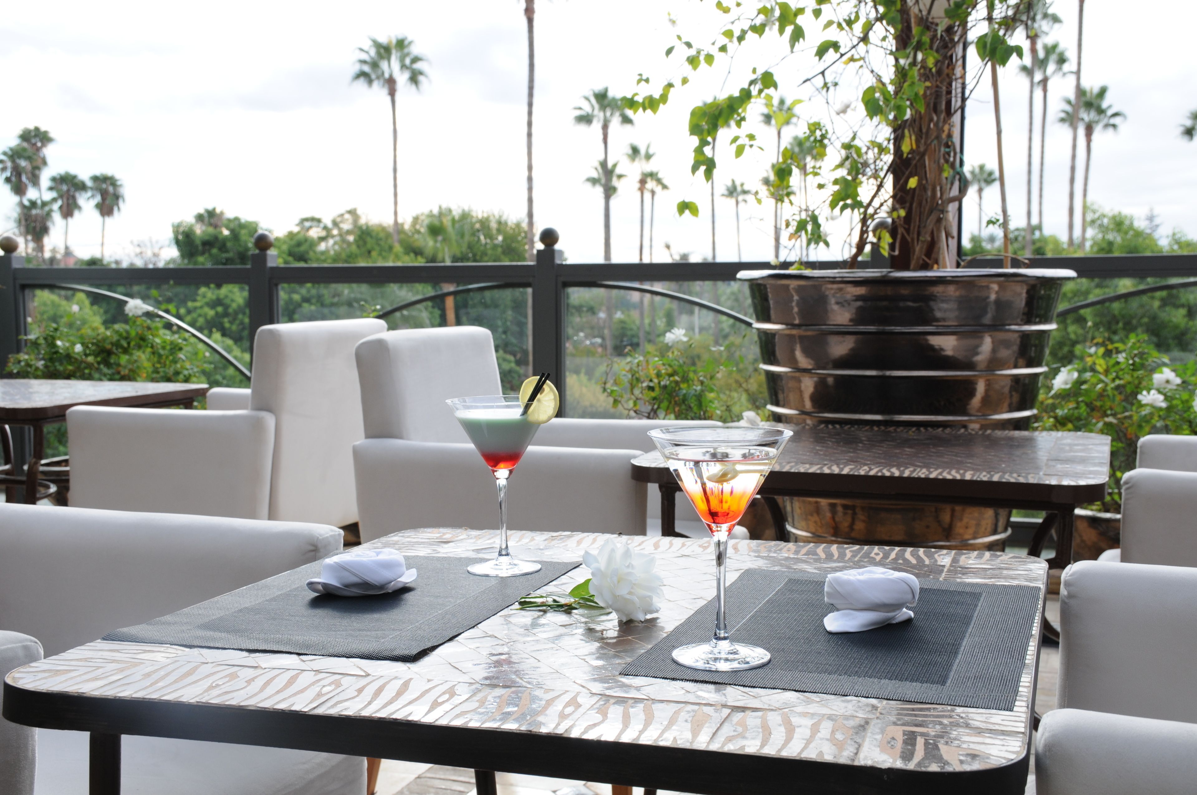 Daily buffet breakfast (MAD 130 per person)