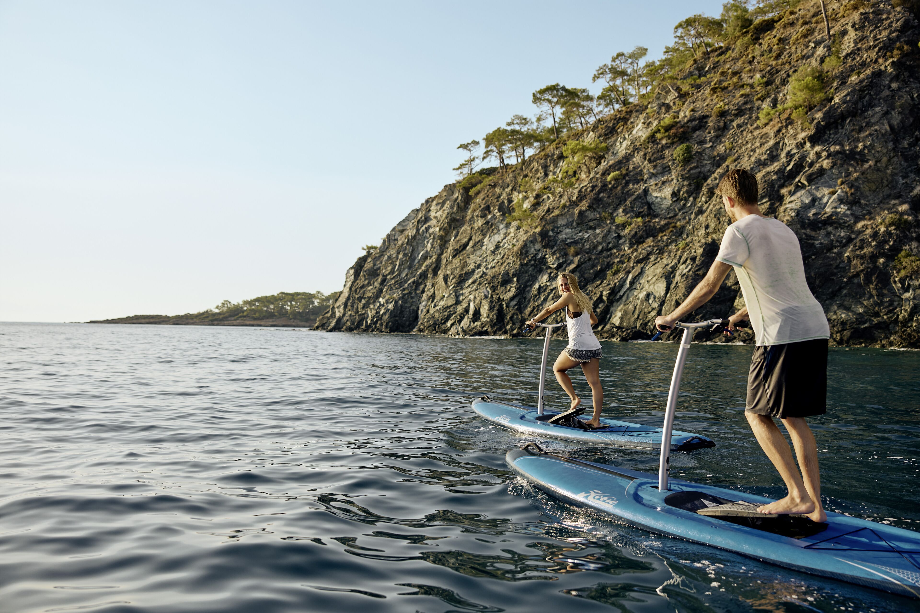 Photo - ROBINSON CAMYUVA - Adults only