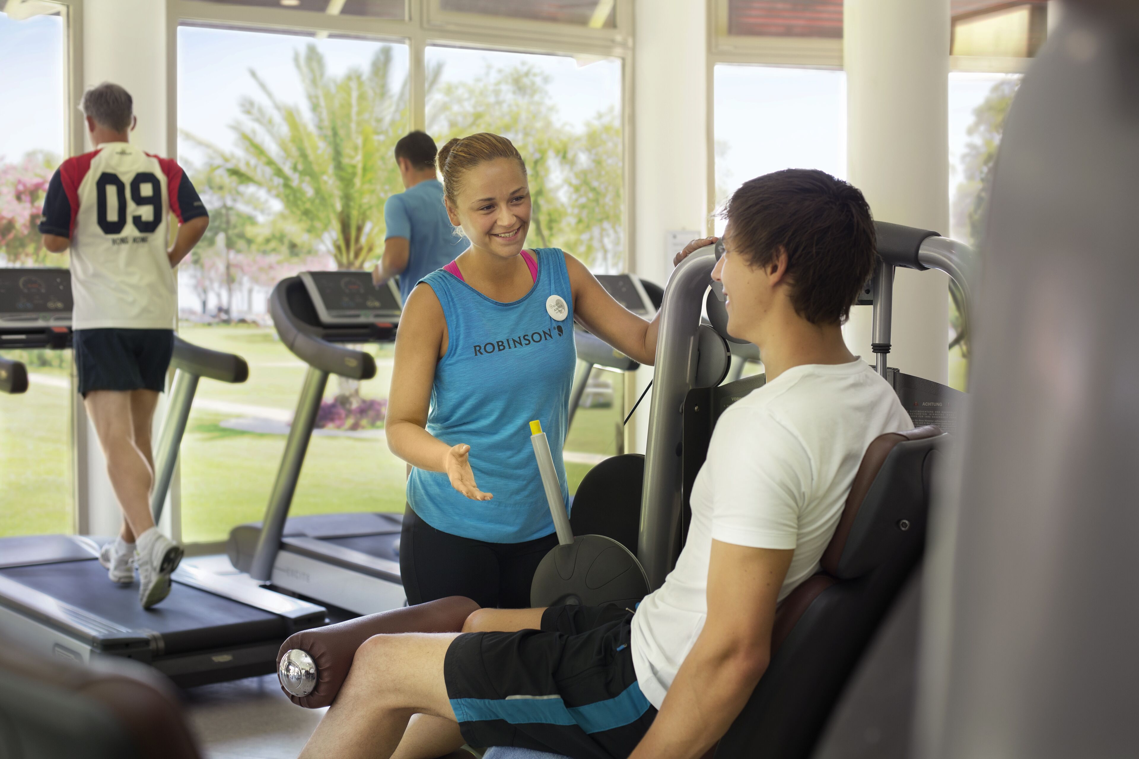 Photo - ROBINSON CAMYUVA - Adults only