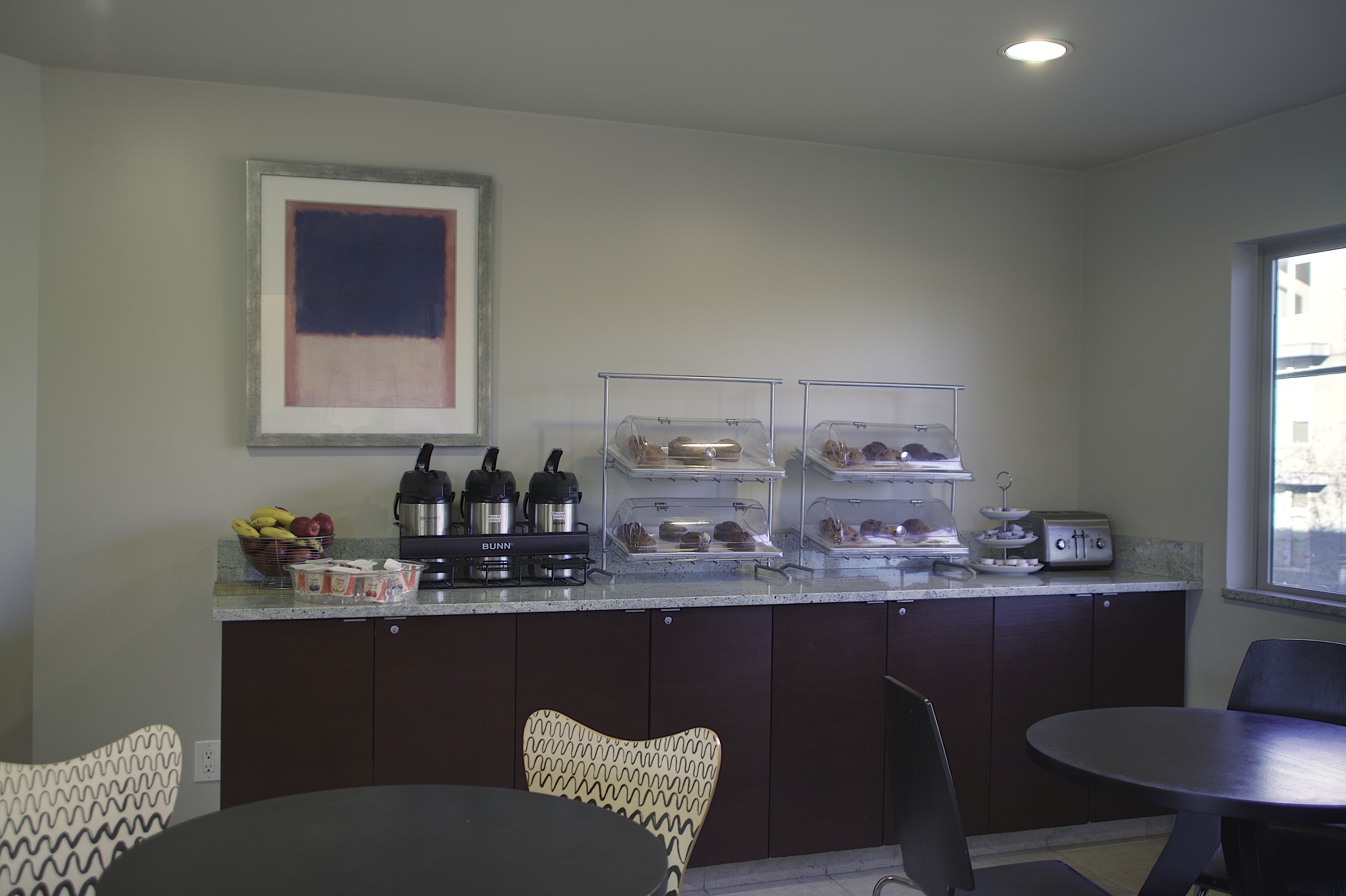 Photo - Aladdin Inn and Suites