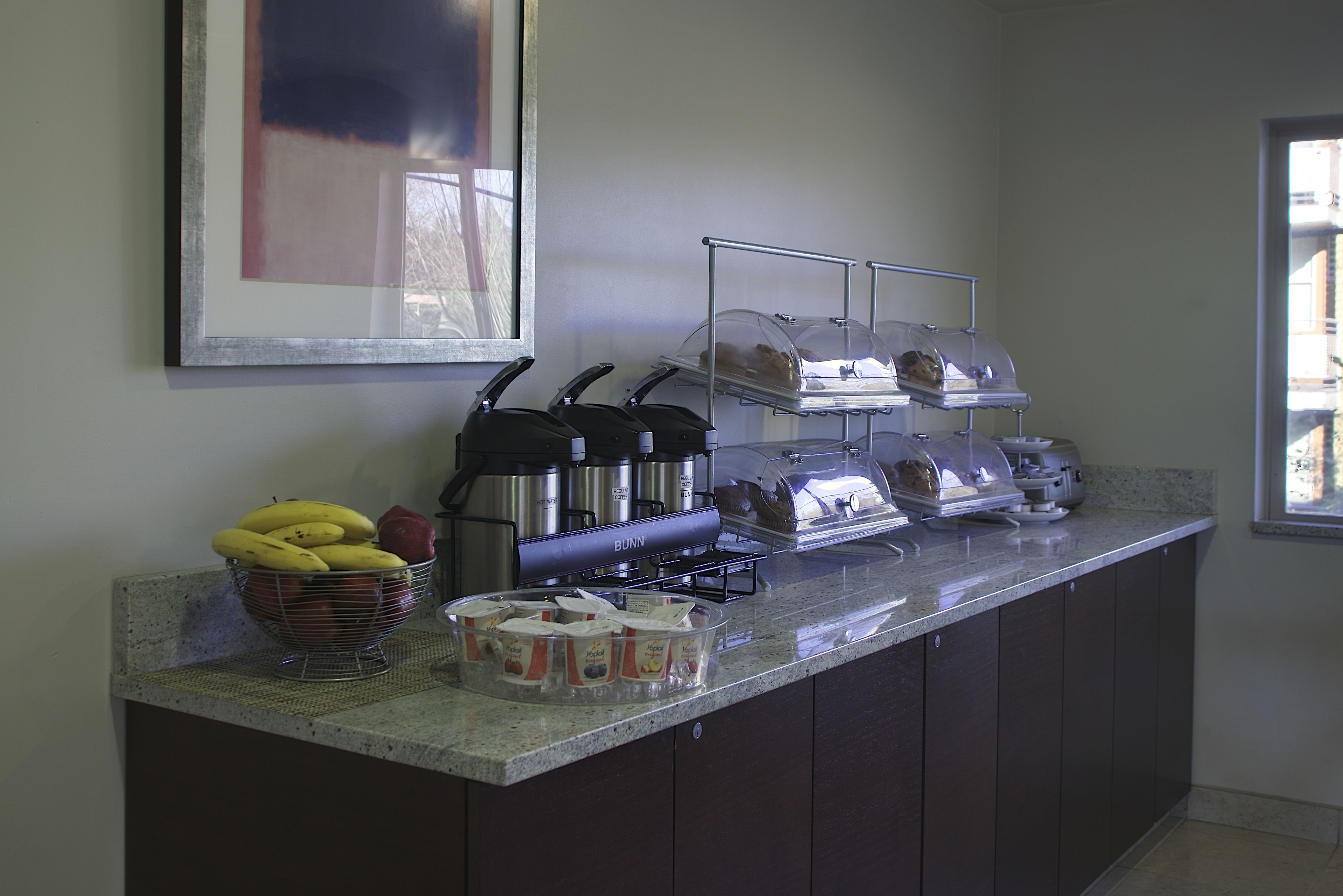 Photo - Aladdin Inn and Suites